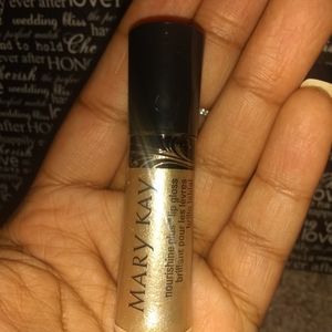 Mary Kay Golden Lip Gloss